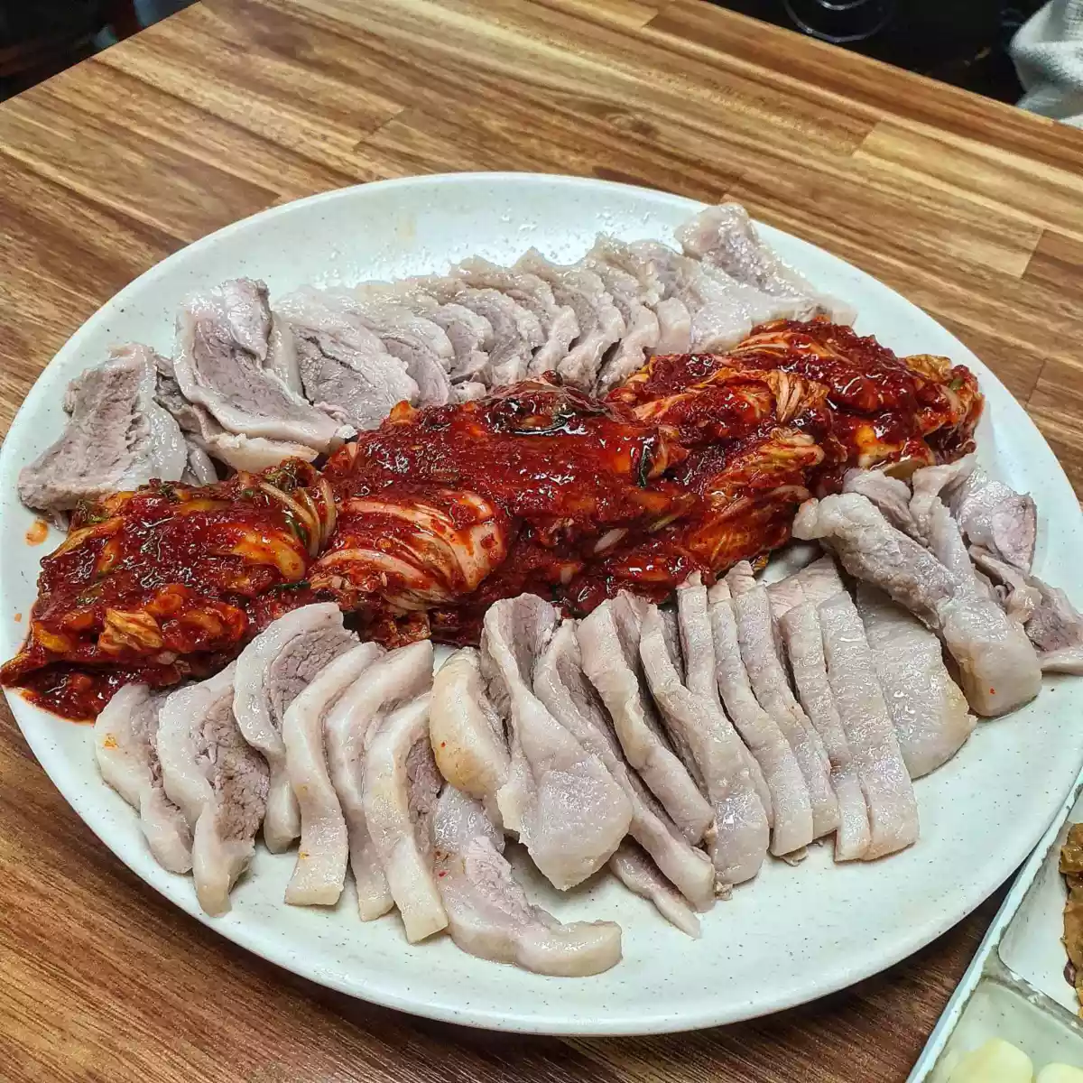 굴보쌈맛집
