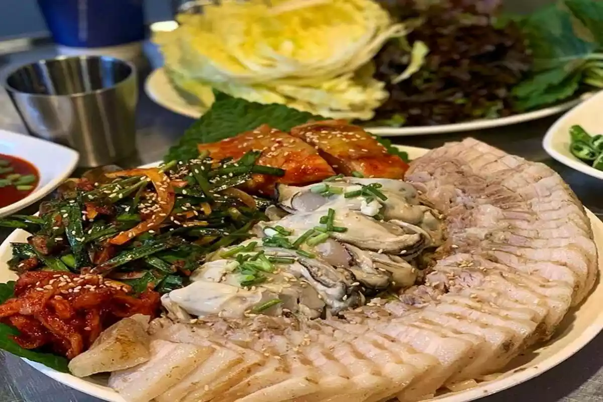 굴보쌈맛집